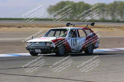 media/Oct-01-2022-24 Hours of Lemons (Sat) [[0fb1f7cfb1]]/10am (Front Straight)/